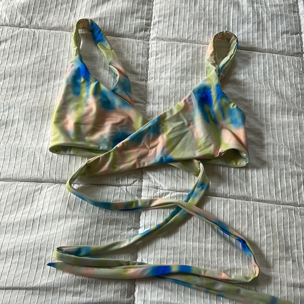 NWOT Aila Blue Felix Top - Acid Tie Dye - Eco Small - Picture 7 of 9